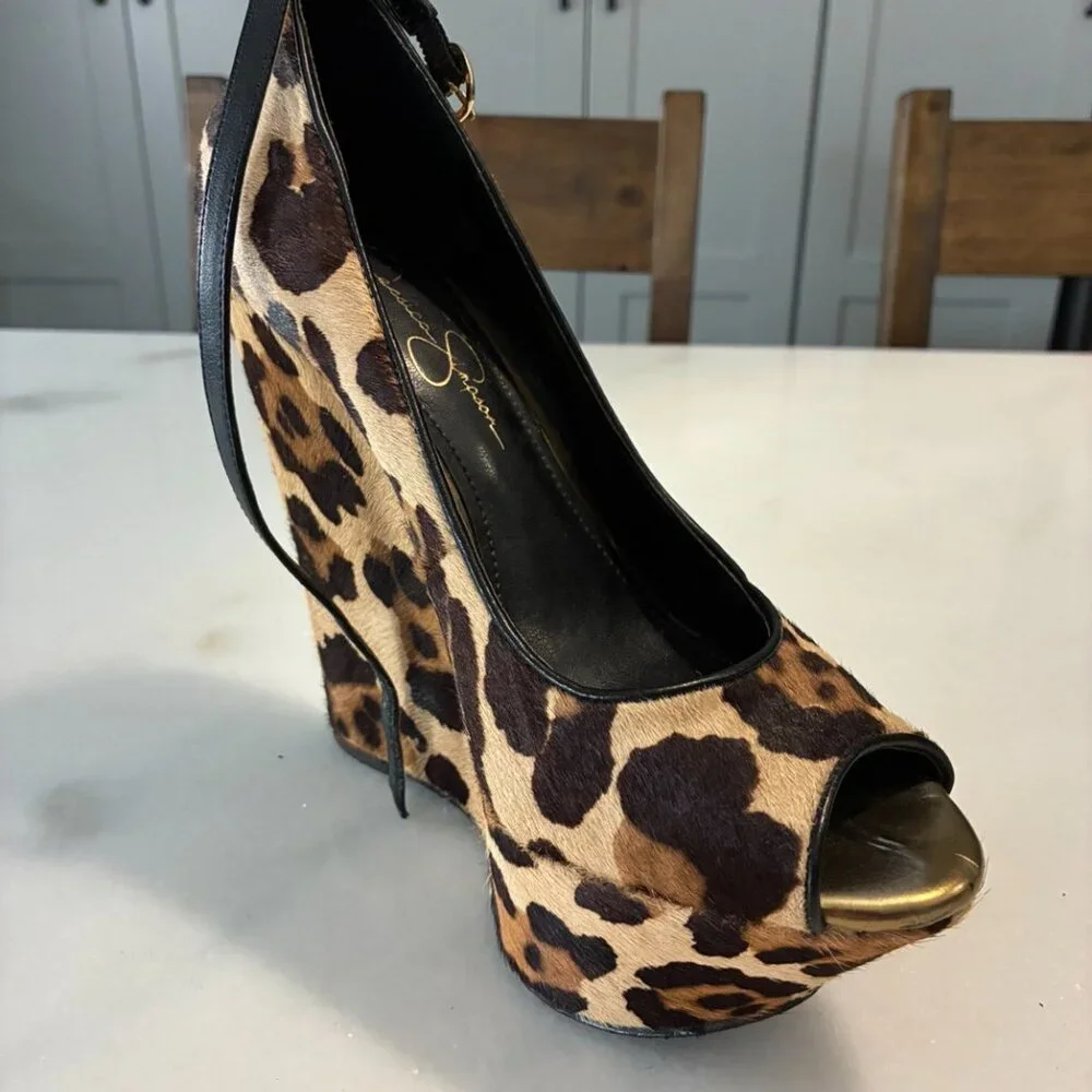 Jessica Simpson Leopard Print Wedge Heels - Picture 5 of 10